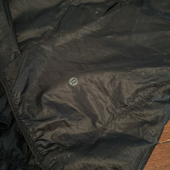 Lululemon Run With It Jacket Black Size 4 - Picture 2 of 3